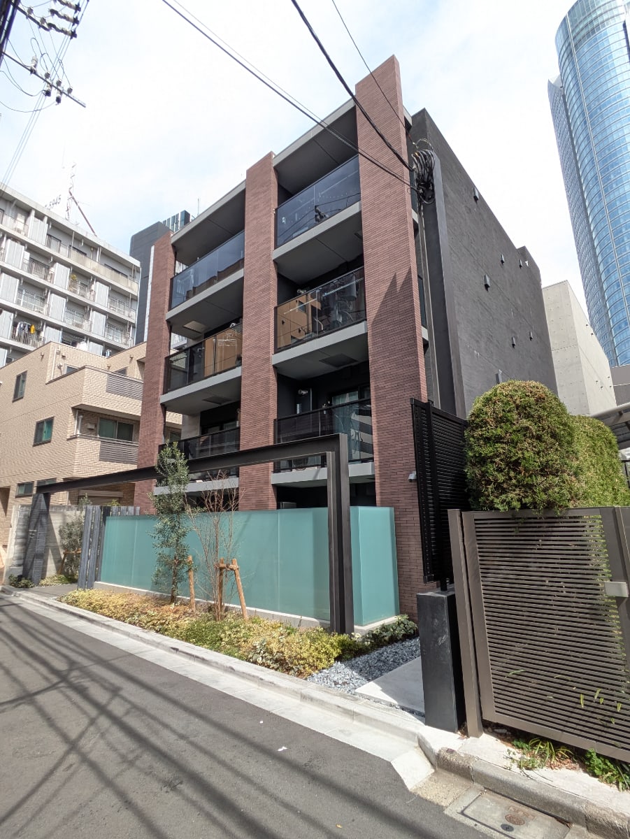 v20250903150709/fresh/building/J00100513516_8