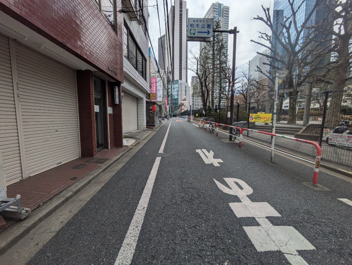 v20250903150709/fresh/building/J00100608244_9