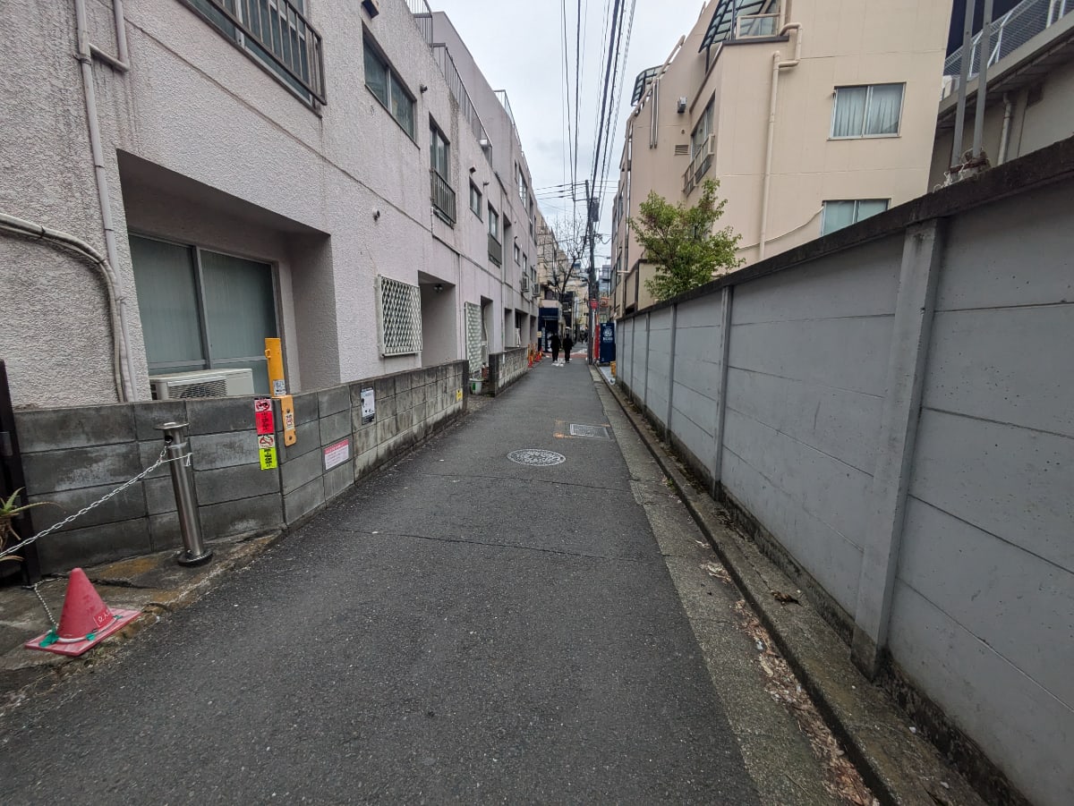 v20250904150706/fresh/building/J00100381323_2