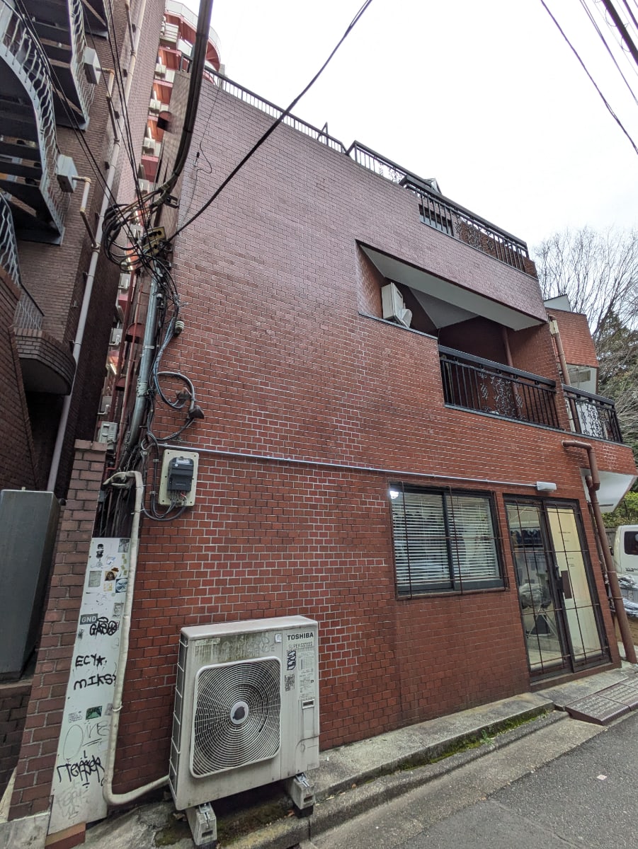 v20250904150707/fresh/building/J00100357120_8