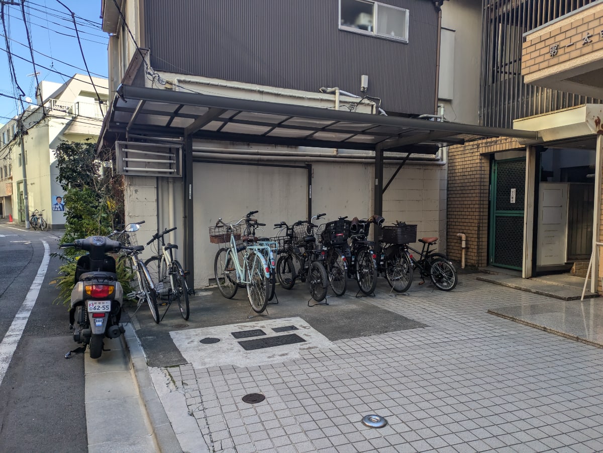 v20250904150707/fresh/building/J00100357780_12