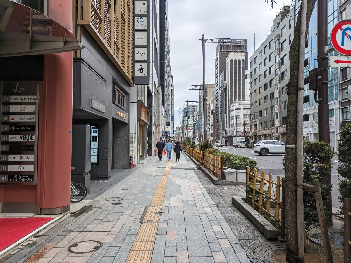 v20250904150707/fresh/building/J00100359906_10