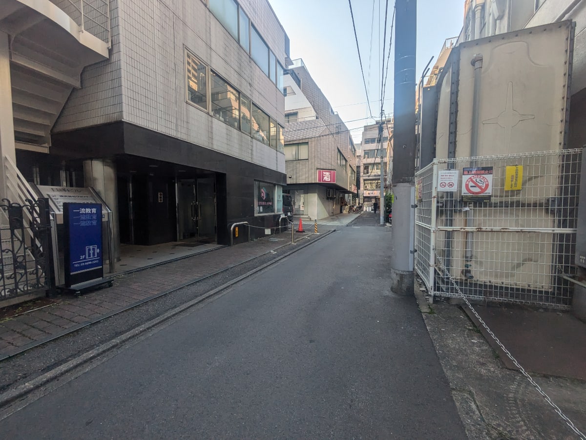 v20250904150707/fresh/building/J00100369415_9