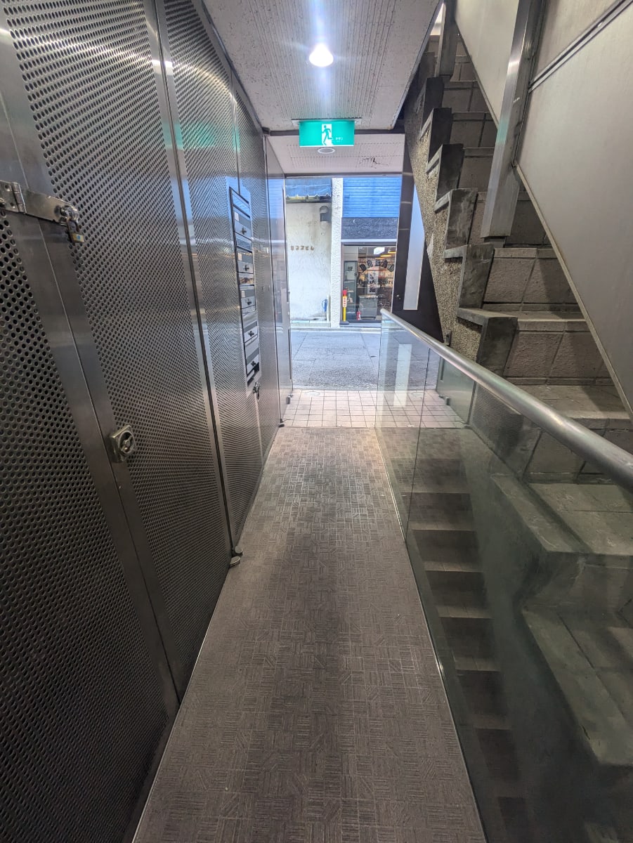 v20250904150707/fresh/building/J00100373050_10