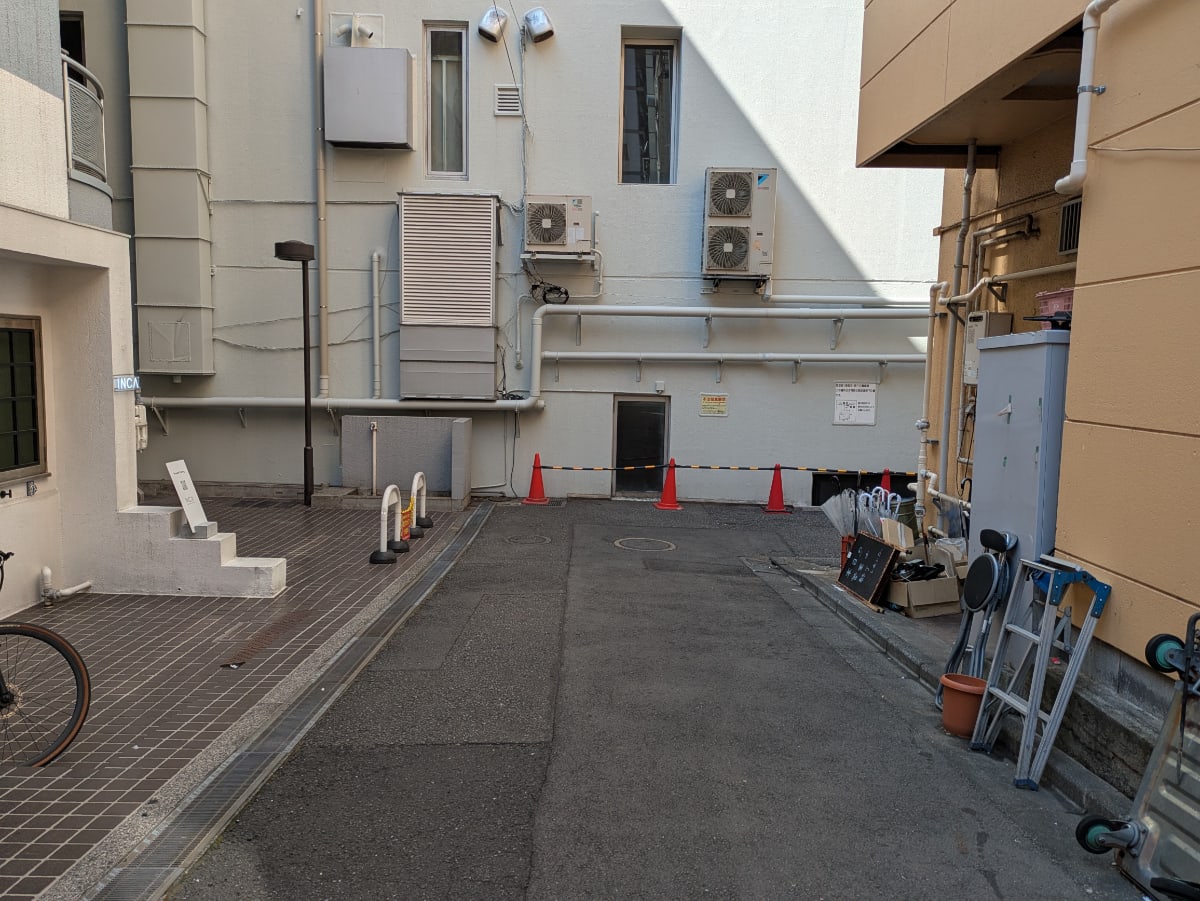 v20250904150707/fresh/building/J00100378232_17