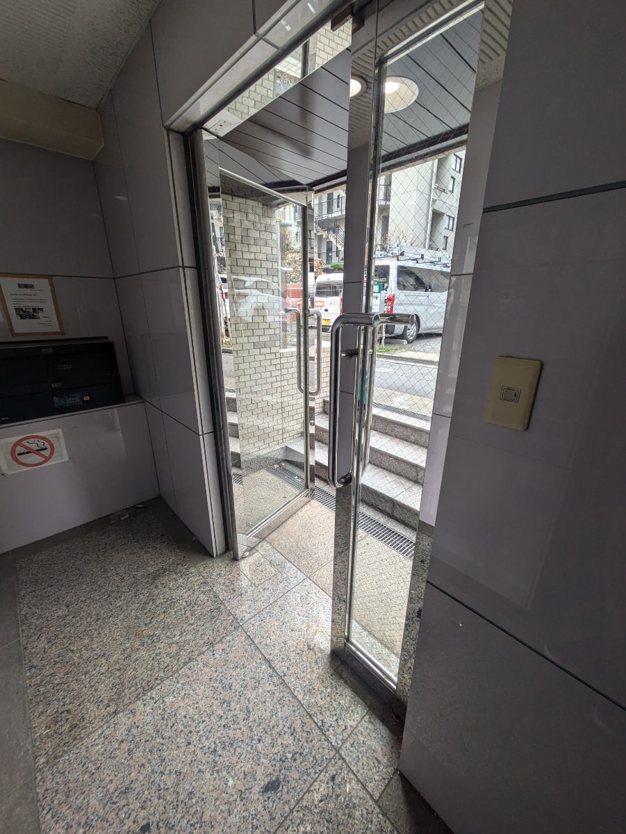 v20250904150707/fresh/building/J00100378518_10