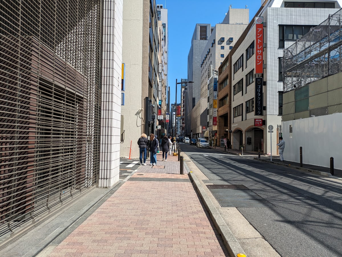 v20250904150707/fresh/building/J00100380373_16