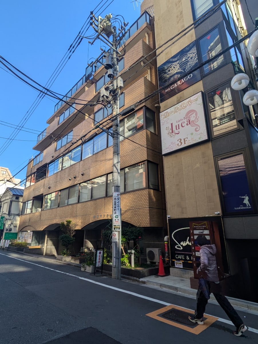 v20250904150707/fresh/building/J00100381762_7