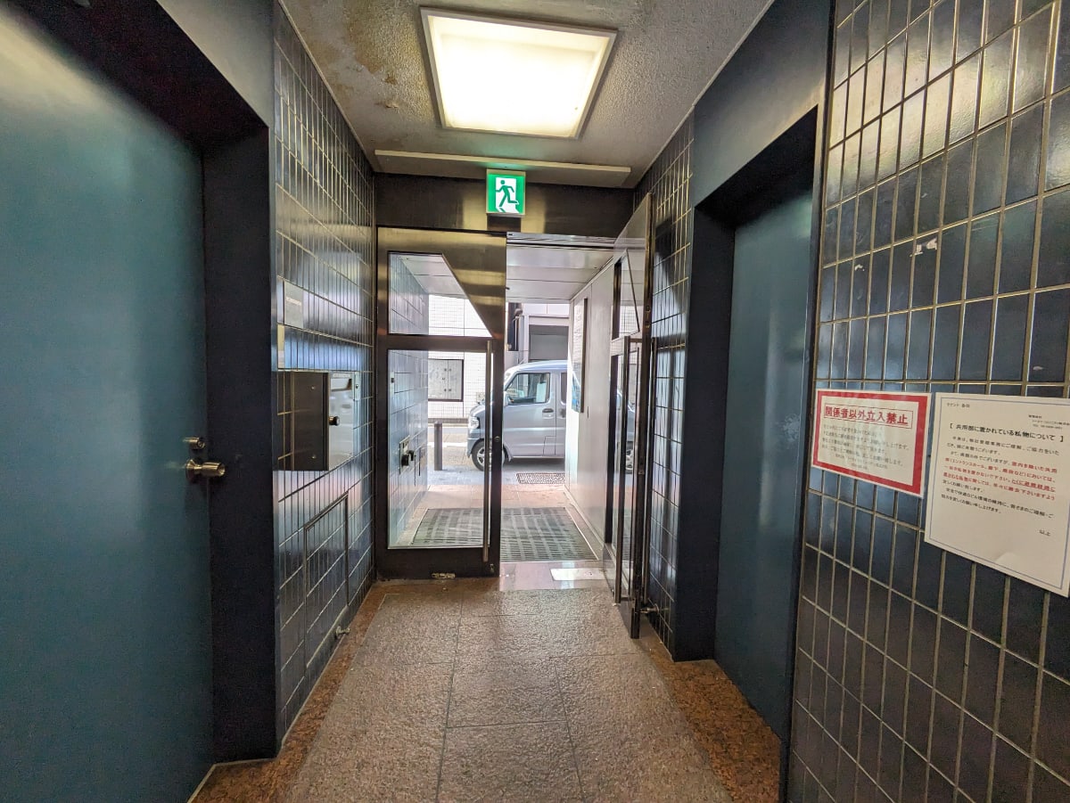 v20250904150707/fresh/building/J00100385300_12