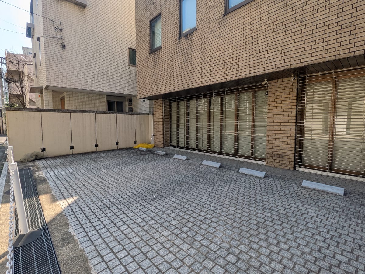 v20250904150707/fresh/building/J00100405925_10