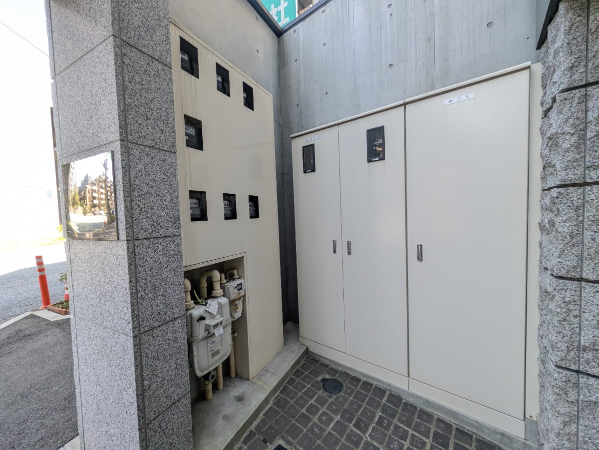 v20250904150707/fresh/building/J00100503438_11