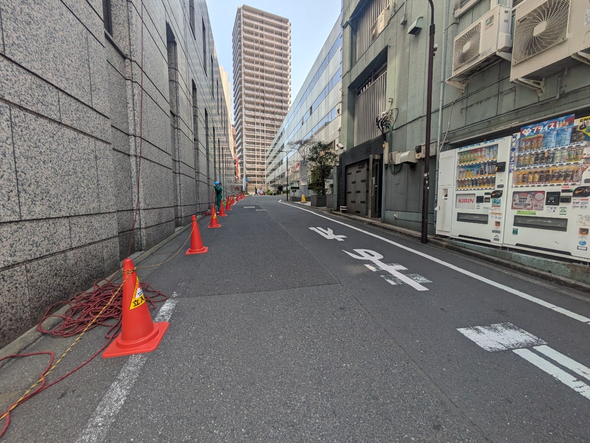 v20250905150805/fresh/building/J00100359300_13