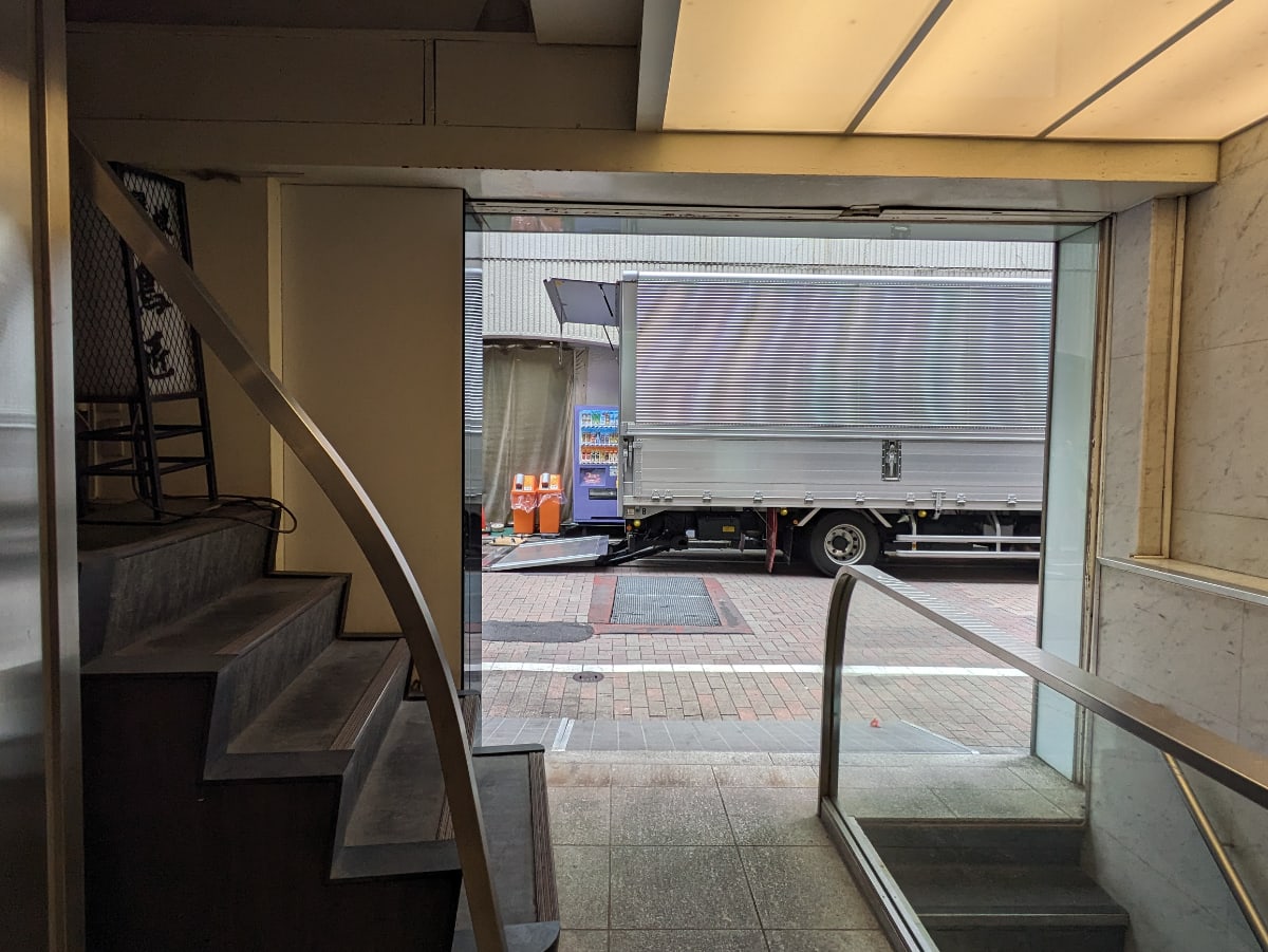 v20250905150805/fresh/building/J00100365033_11