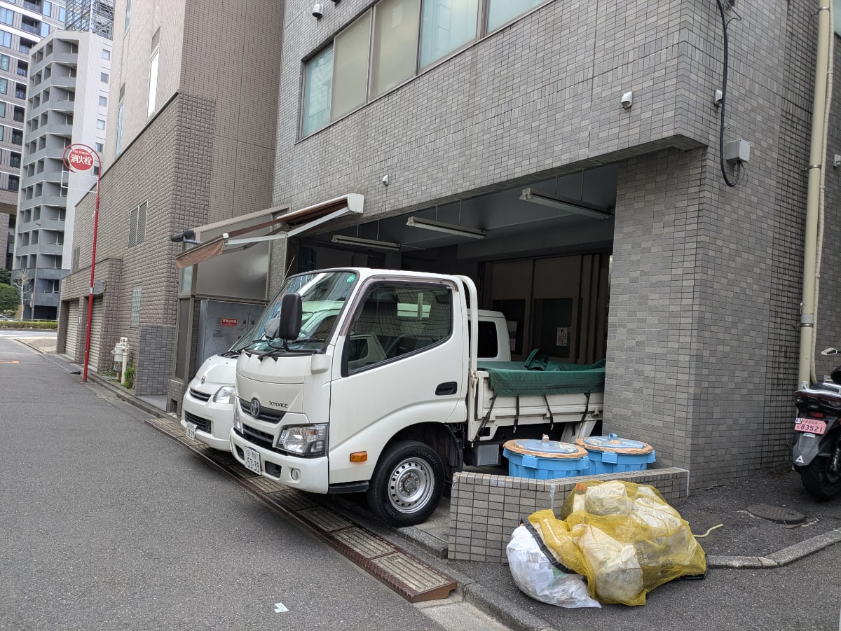 v20250905150805/fresh/building/J00100372721_9