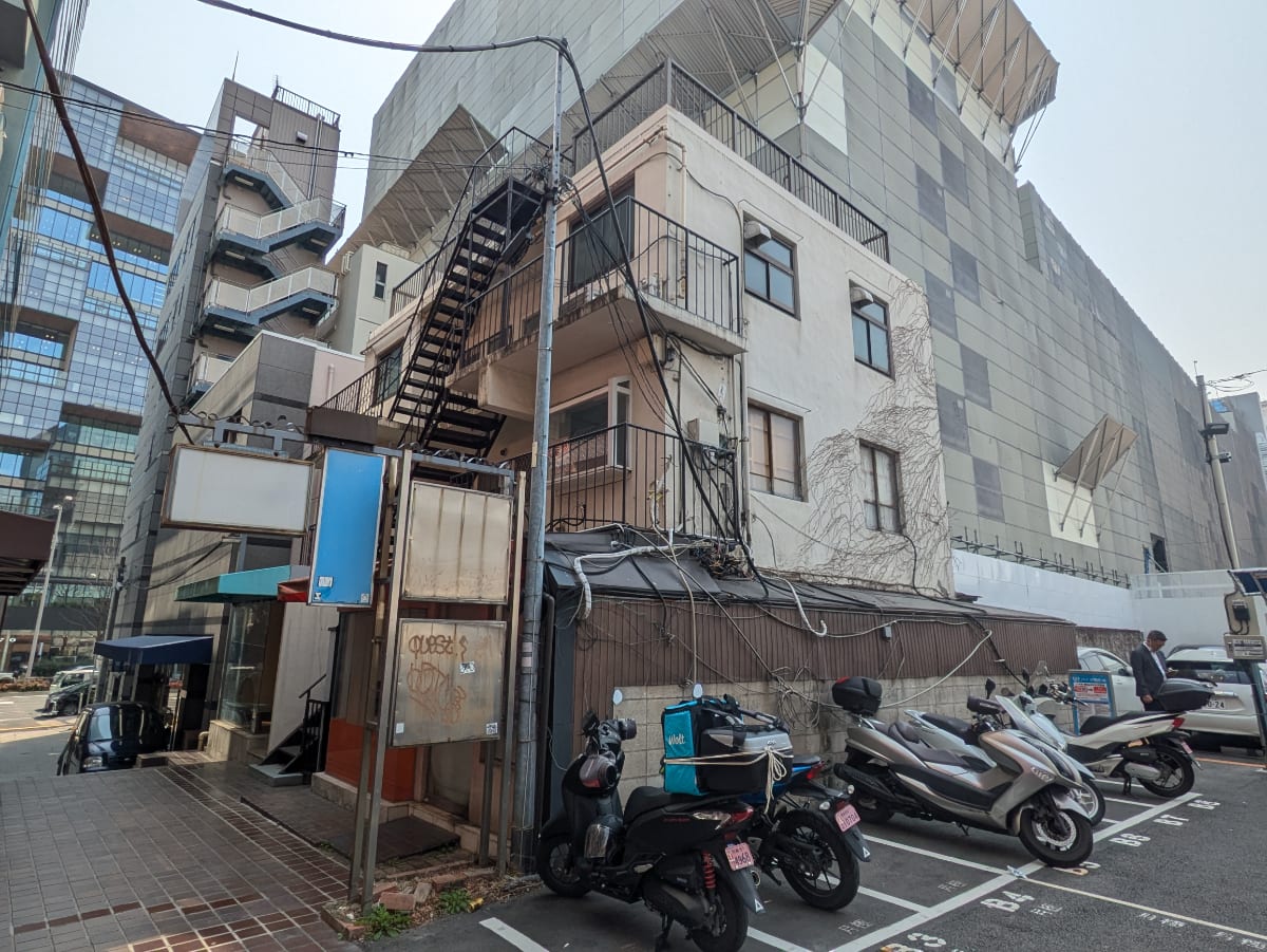 v20250905150805/fresh/building/J00100374892_8