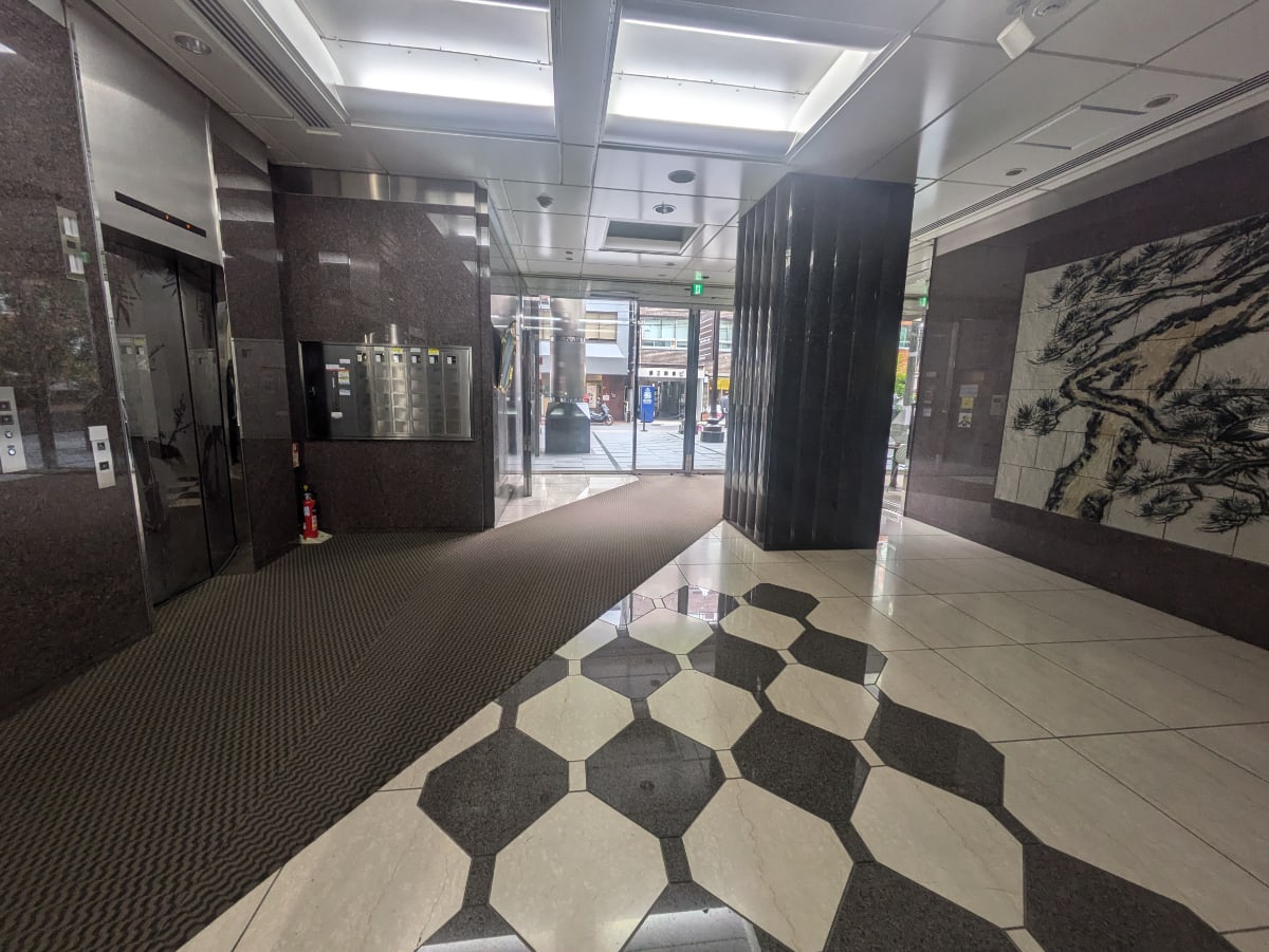 v20250905150805/fresh/building/J00100380488_12