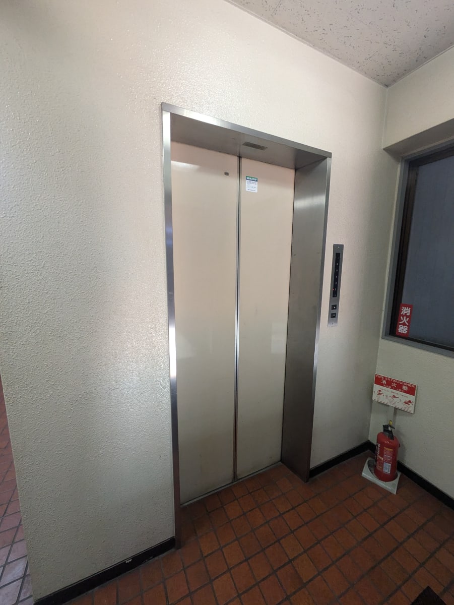 v20250905150805/fresh/building/J00100384864_4