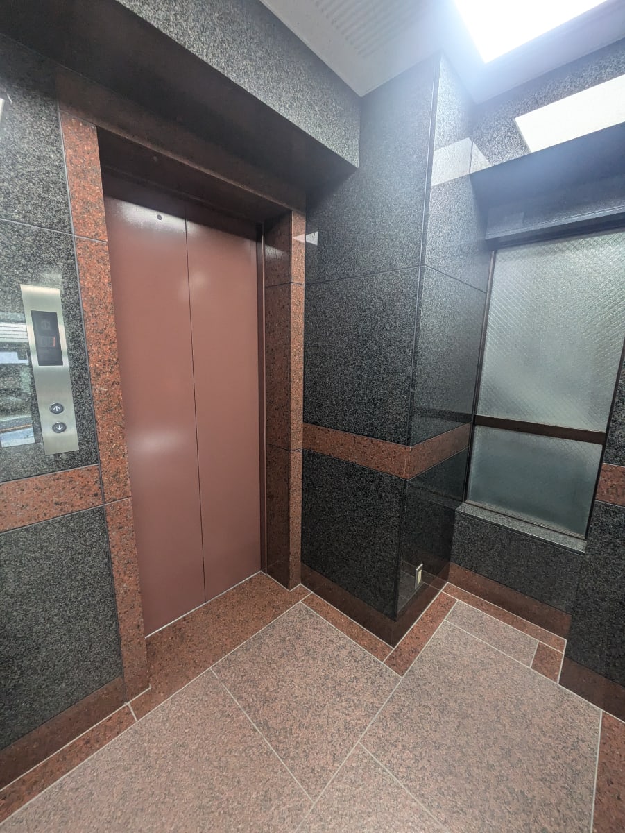 v20250905150805/fresh/building/J00100386821_4