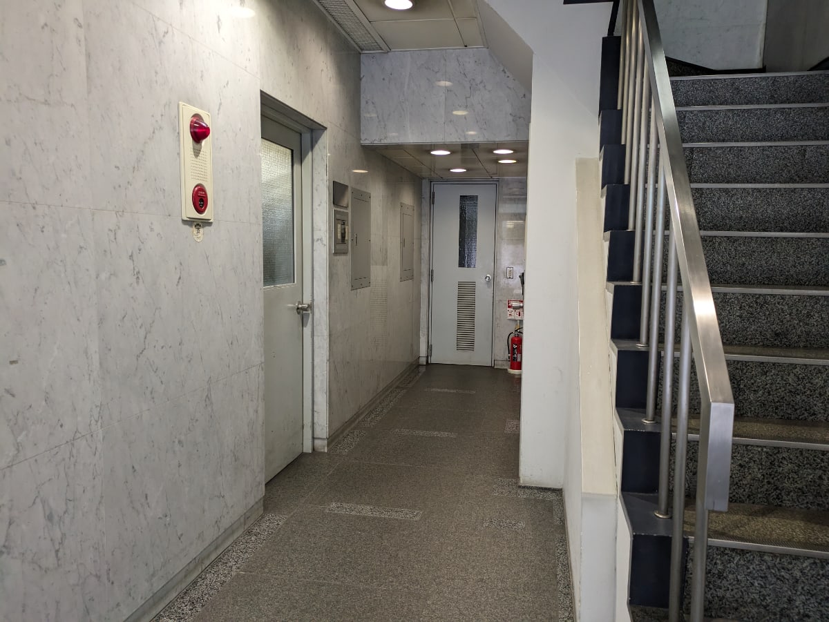 v20250905150805/fresh/building/J00100389321_9
