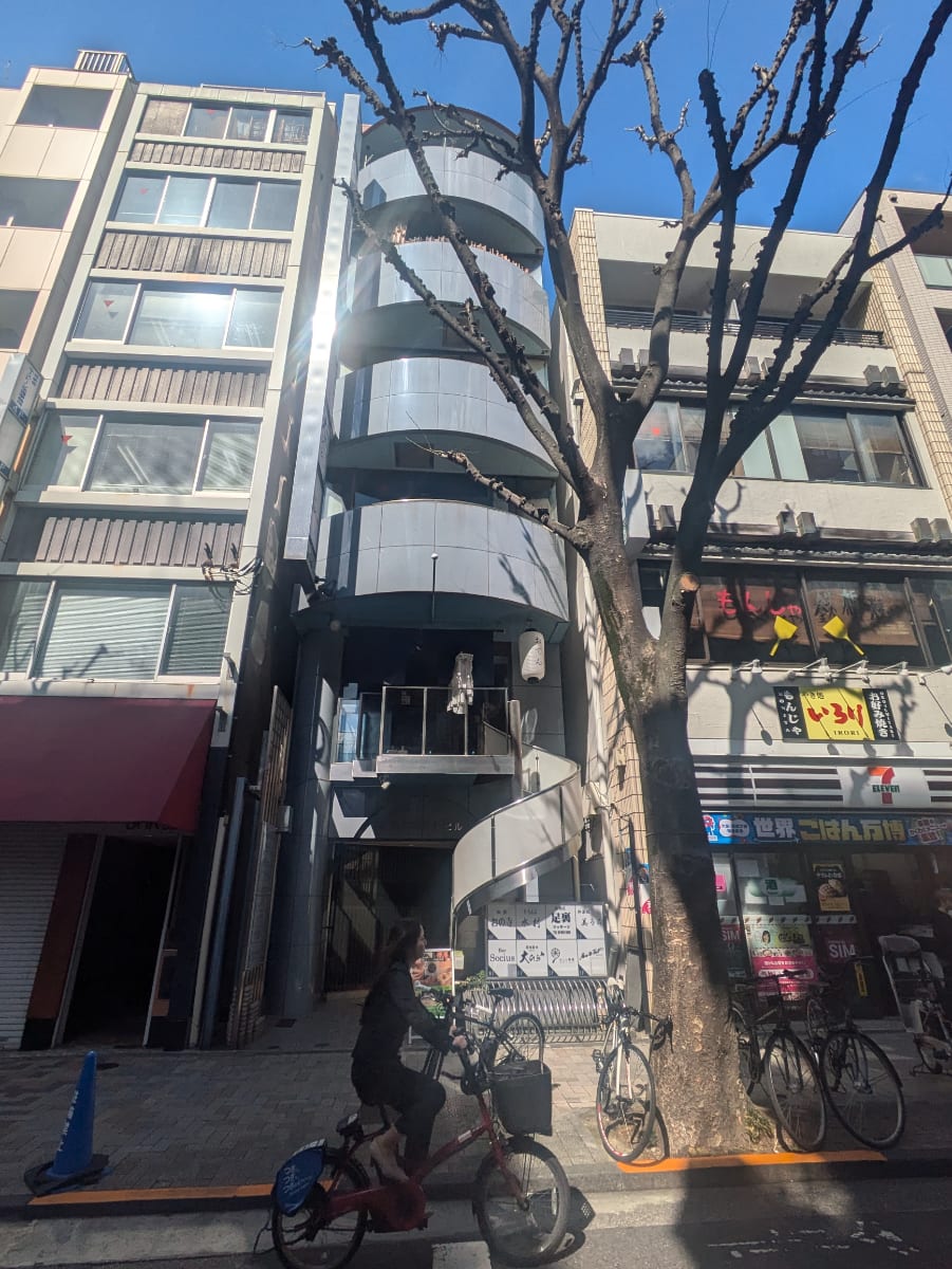 v20250905150805/fresh/building/J00100402847_1