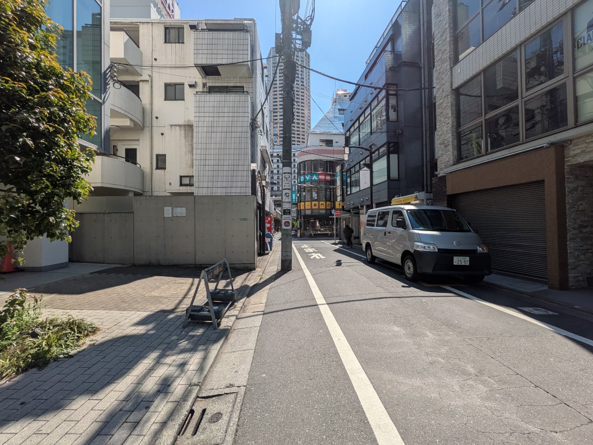 v20250905150805/fresh/building/J00100404210_2