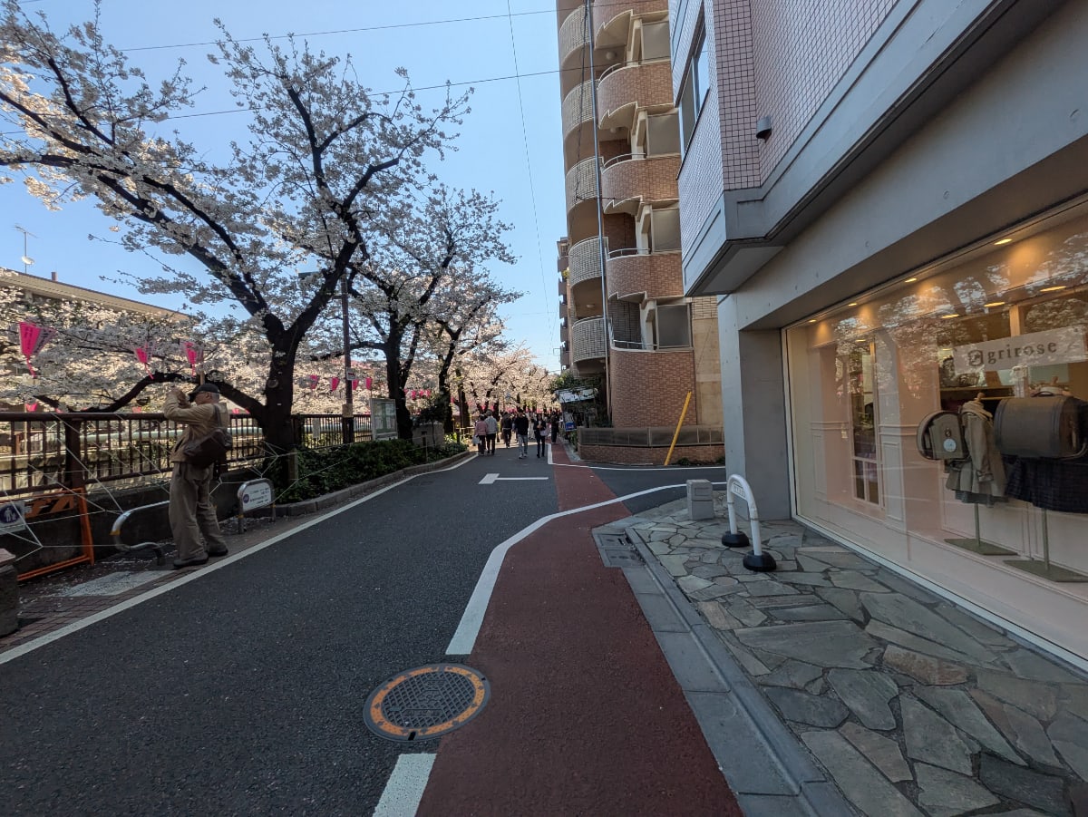 v20250905150805/fresh/building/J00100405317_2