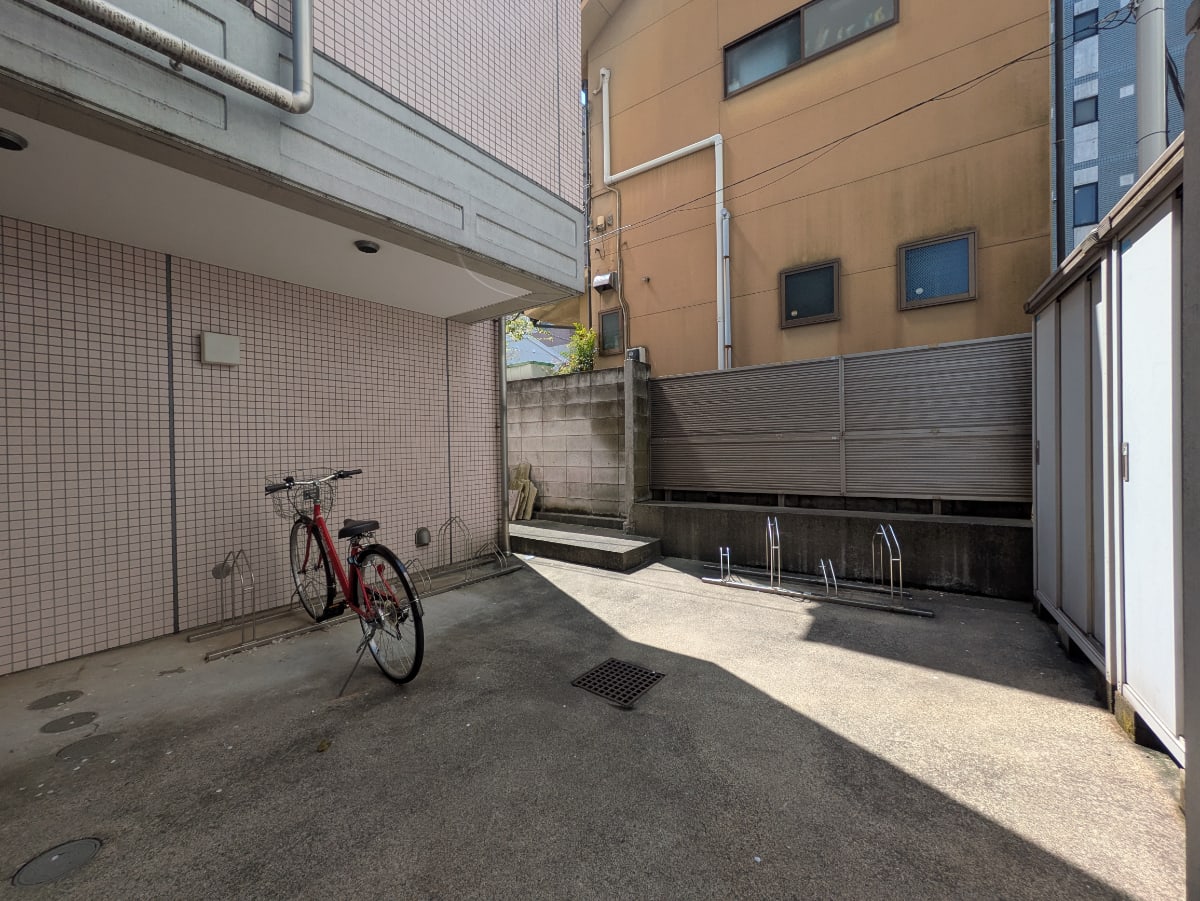 v20250905150805/fresh/building/J00100405317_9