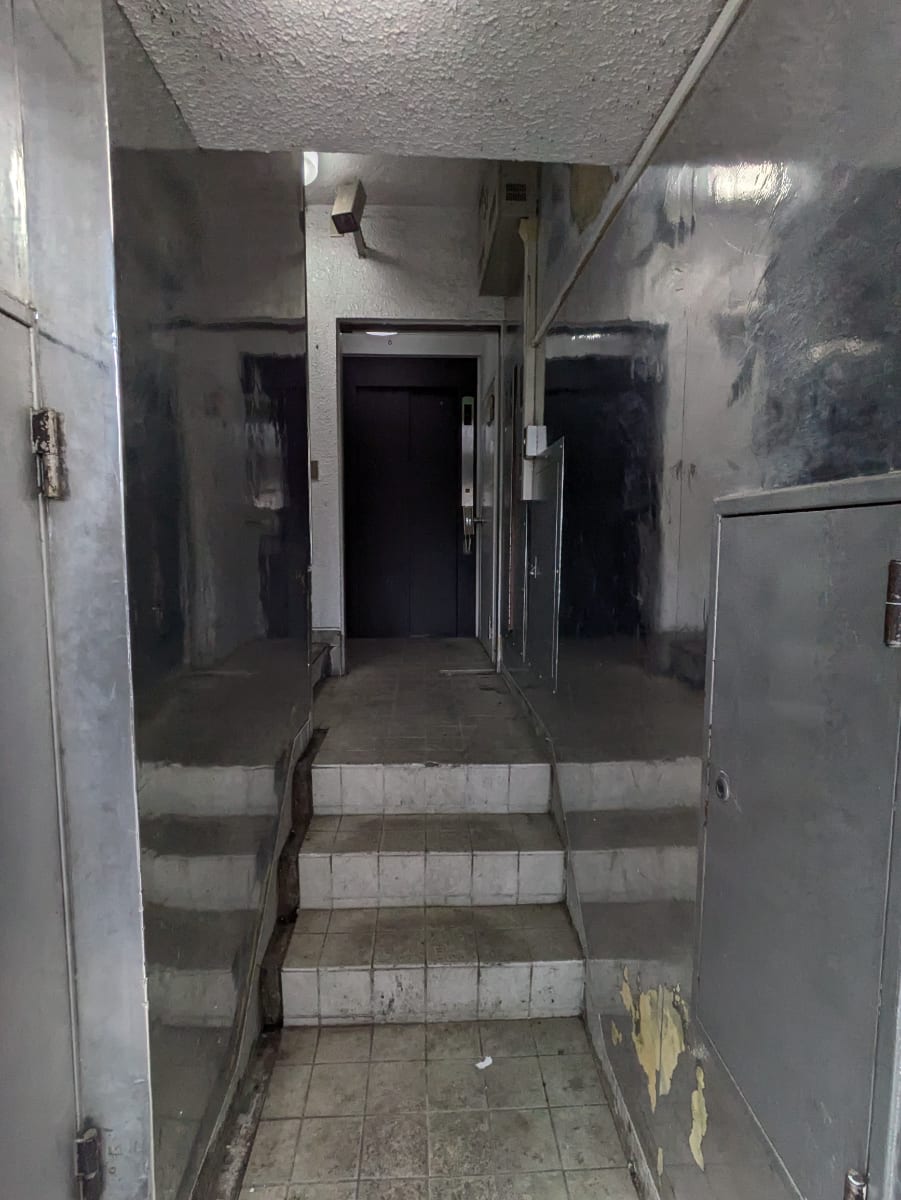 v20250905150805/fresh/building/J00100421680_10