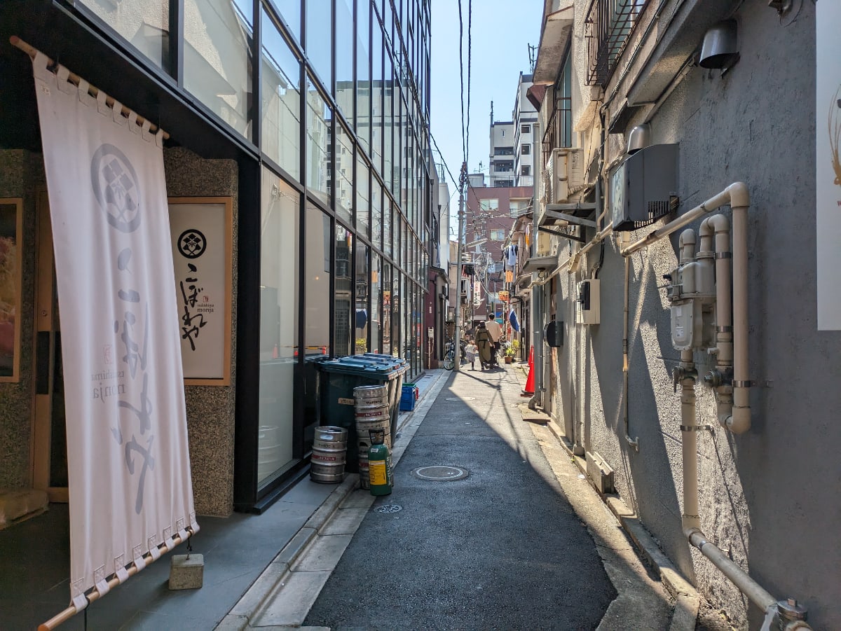 v20250905150805/fresh/building/J00100501799_14