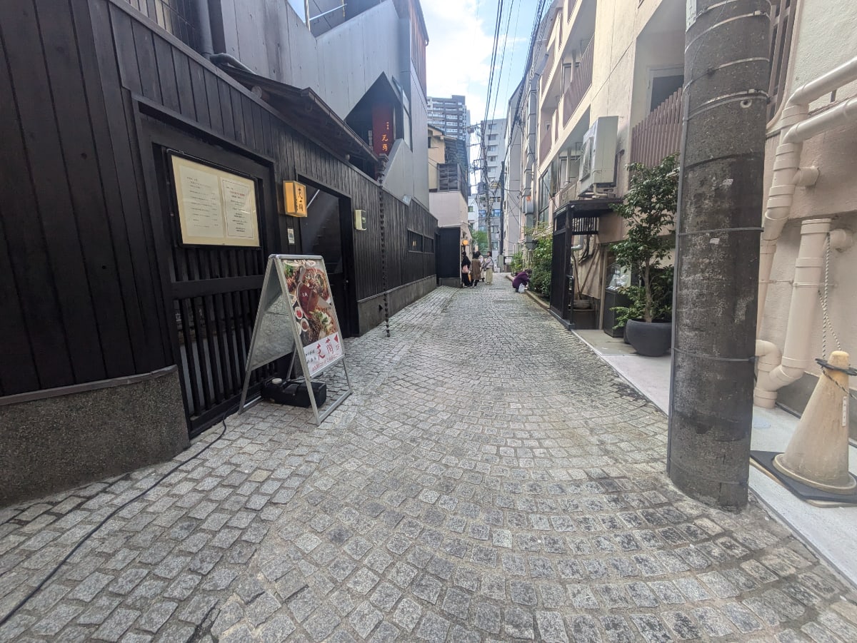 v20250905150805/fresh/building/J00100509702_12