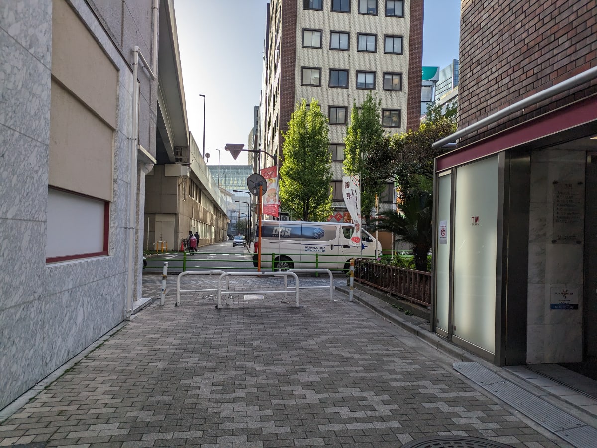 v20250906150552/fresh/building/J00100376131_19
