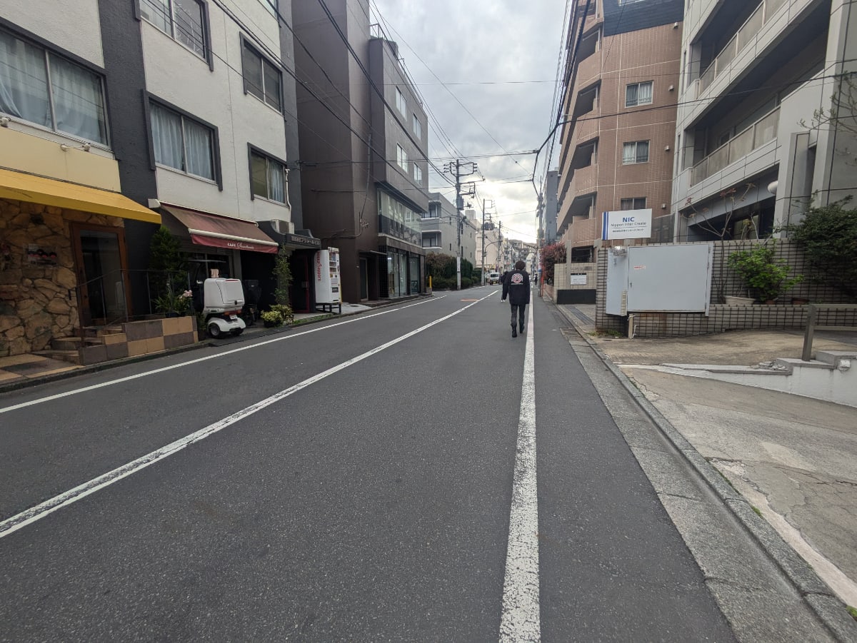 v20250906150552/fresh/building/J00100386710_13
