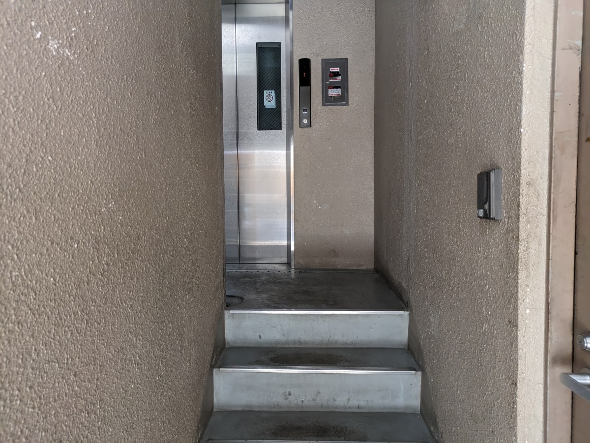 v20250907150605/fresh/building/J00100368081_12