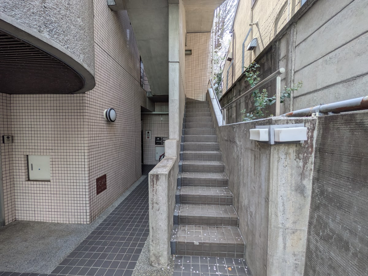 v20250907150605/fresh/building/J00100375785_9