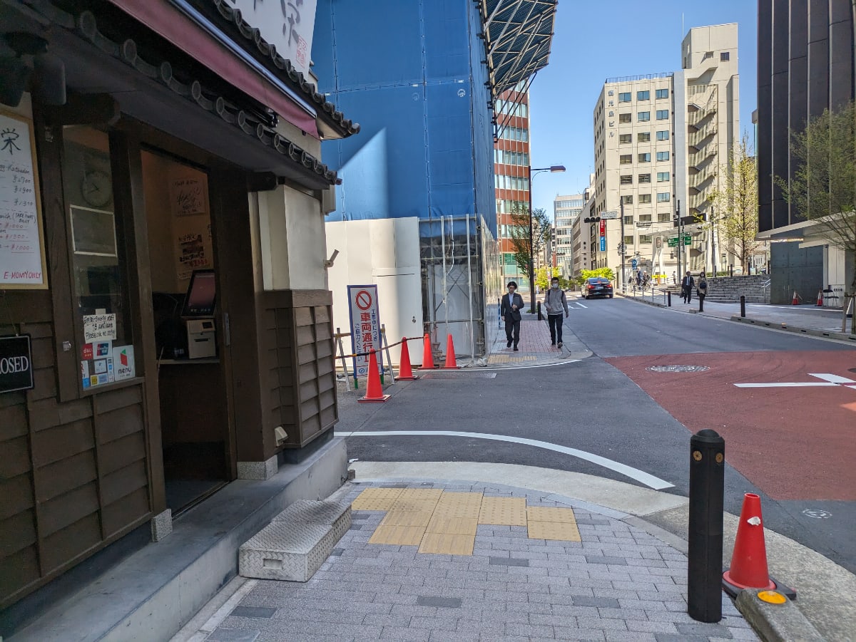 v20250908150804/fresh/building/J00100364111_16
