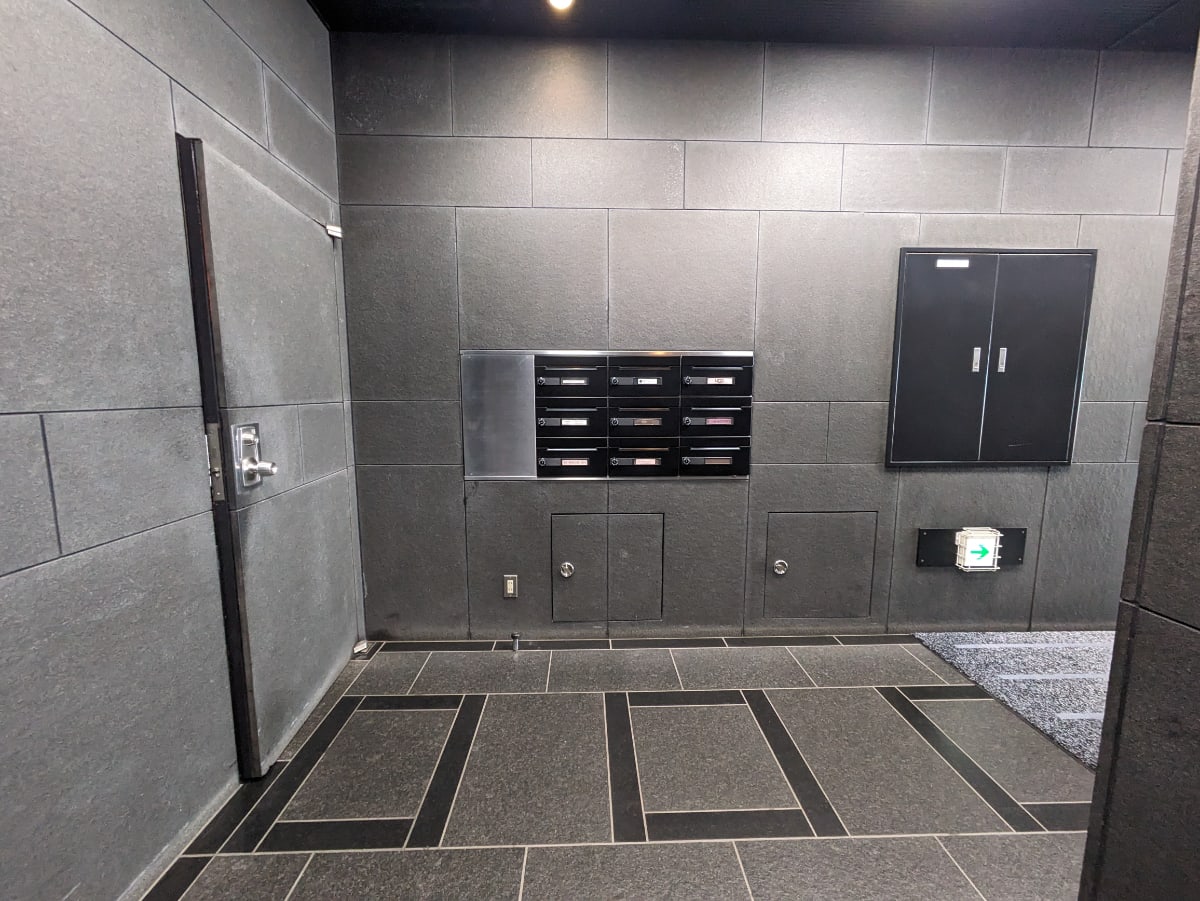 v20250908150804/fresh/building/J00100390192_12