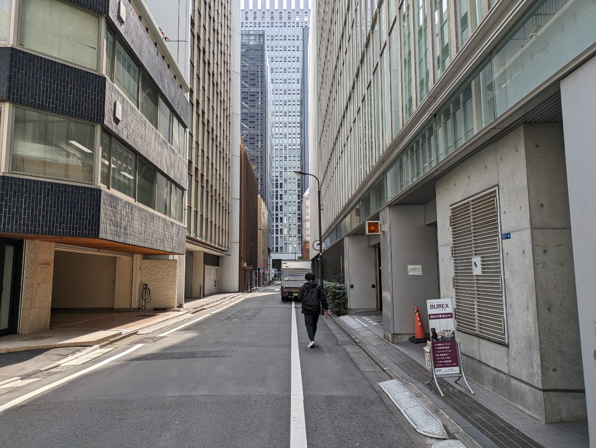 v20250909150707/fresh/building/J00100369957_32