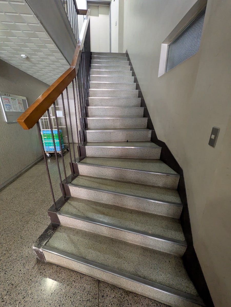 v20250909150707/fresh/building/J00100374405_13