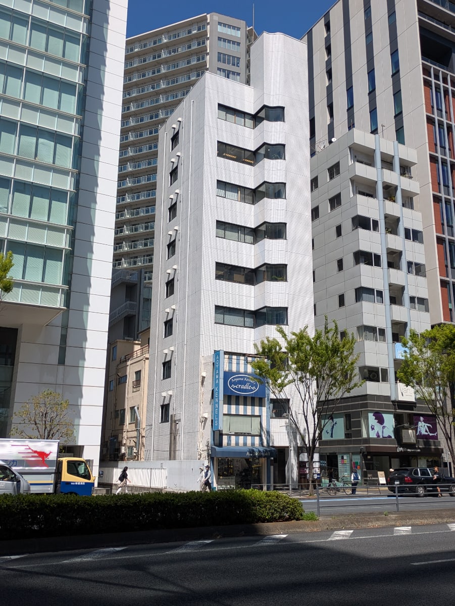 v20250909150707/fresh/building/J00100374661_9