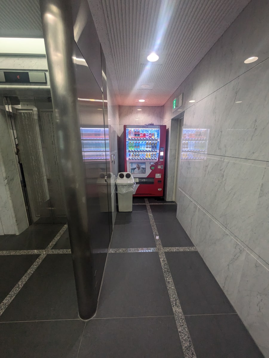 v20250909150707/fresh/building/J00100378493_10