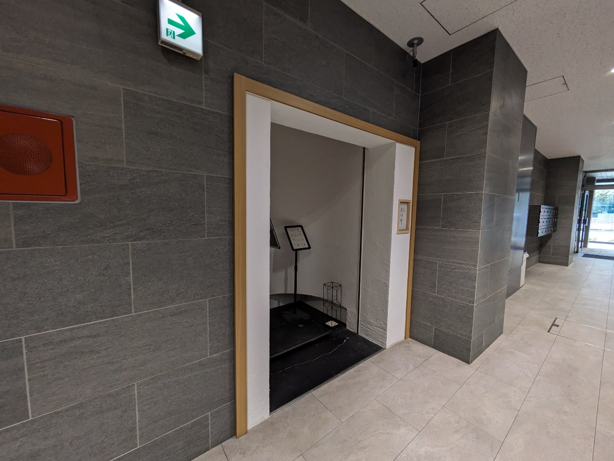 v20250909150707/fresh/building/J00100385939_16