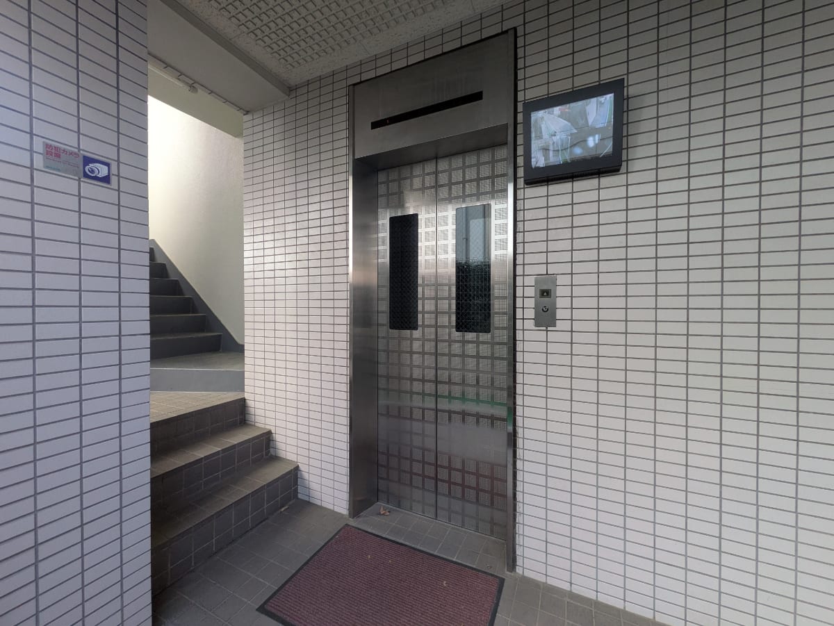 v20250909150707/fresh/building/J00100405318_4