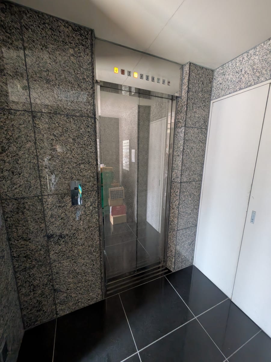 v20250910150809/fresh/building/J00100378137_4