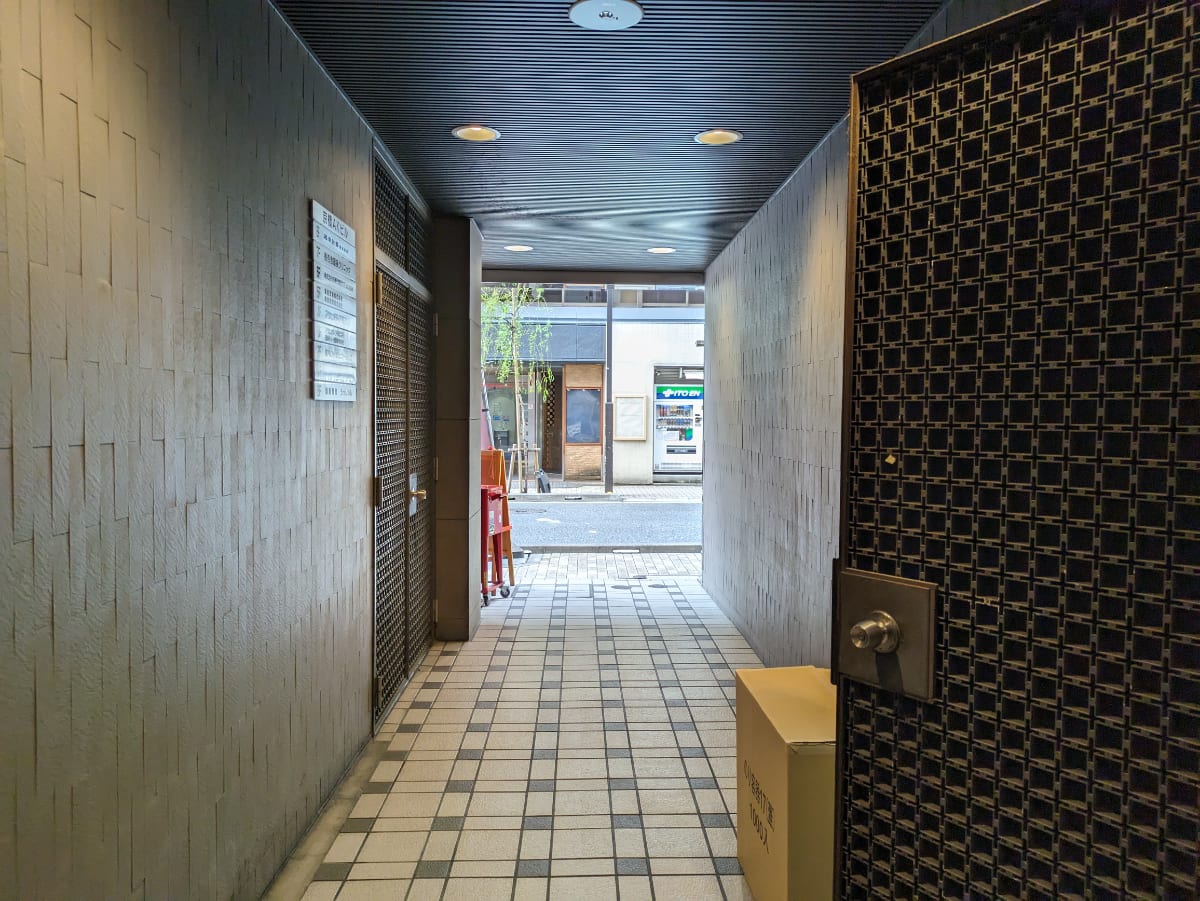 v20250910150809/fresh/building/J00100385710_23