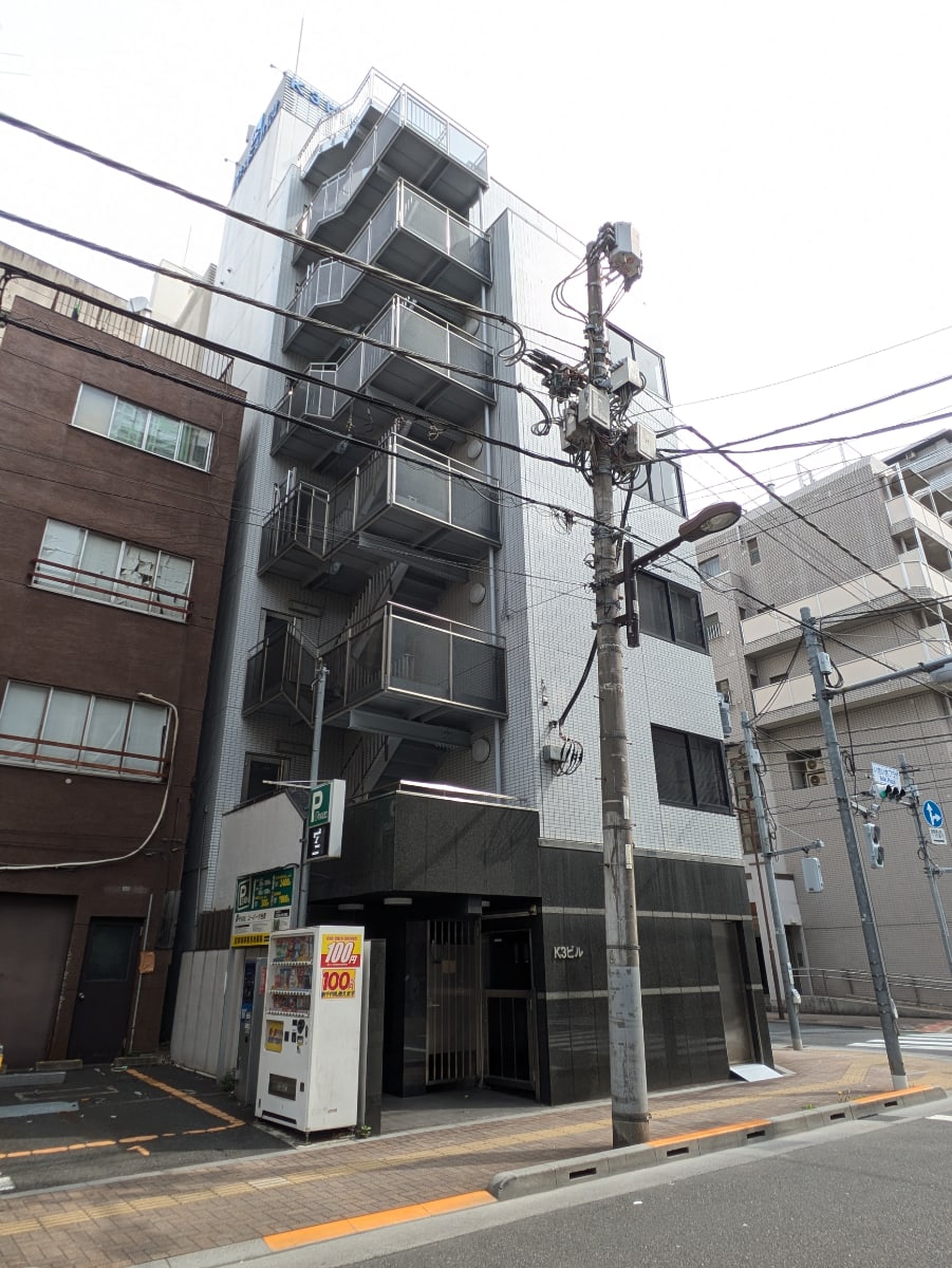 v20250910150809/fresh/building/J00100421483_11