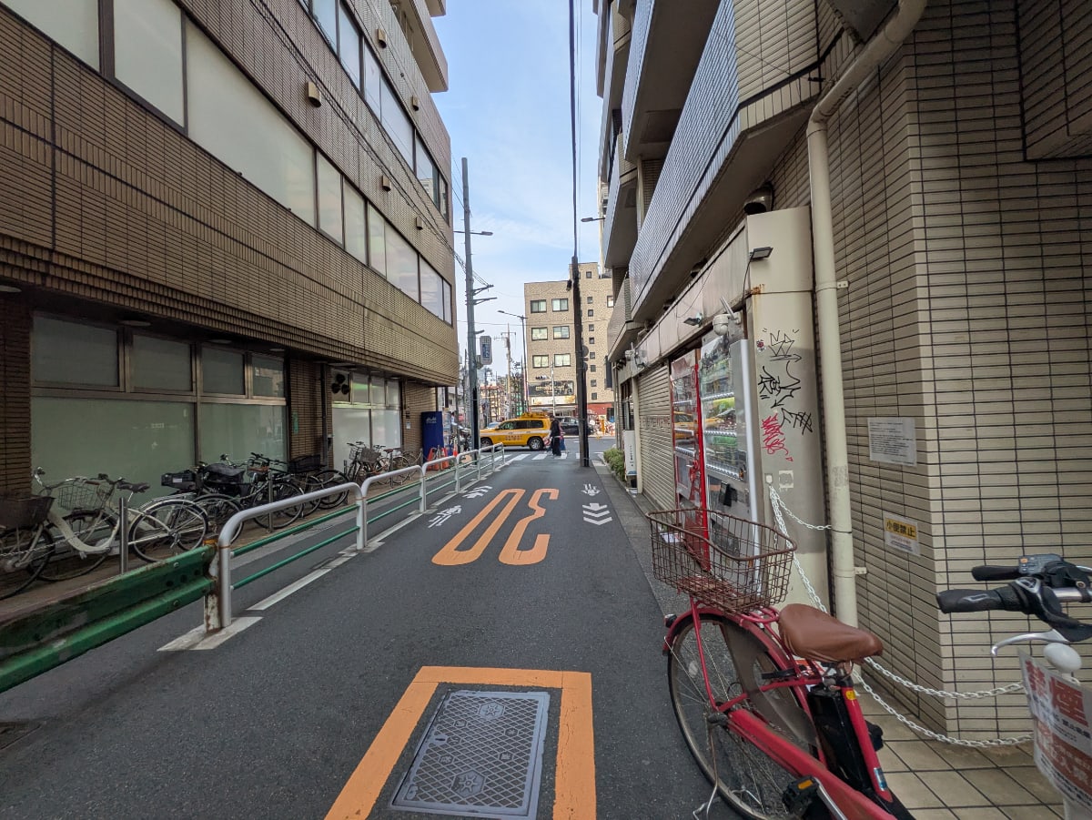 v20250911150707/fresh/building/J00100357887_11