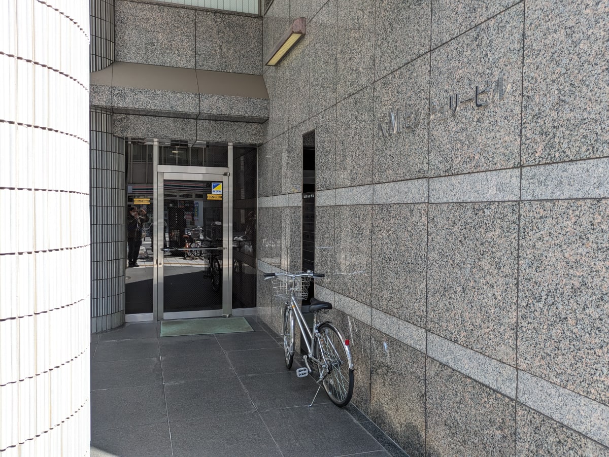 v20250911150707/fresh/building/J00100379713_3