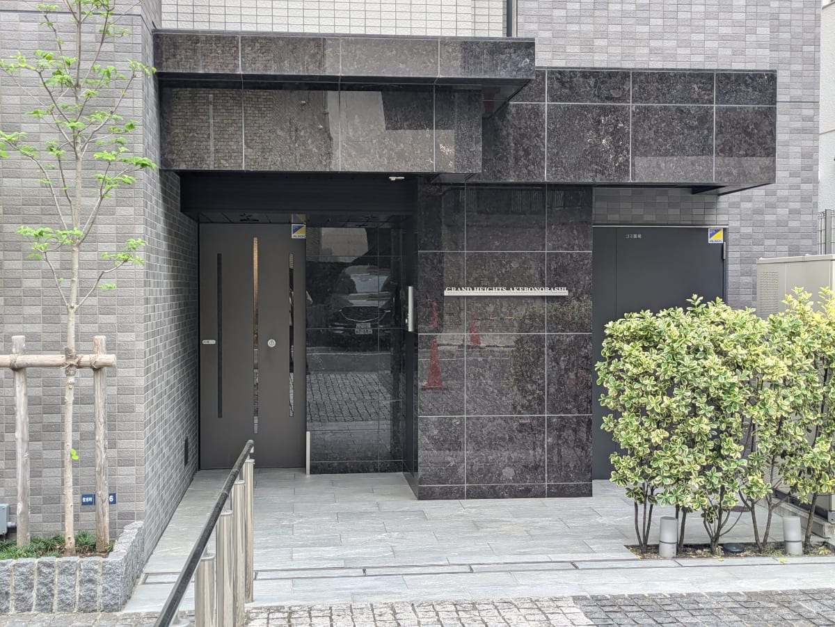 v20250911150707/fresh/building/J00100483440_3