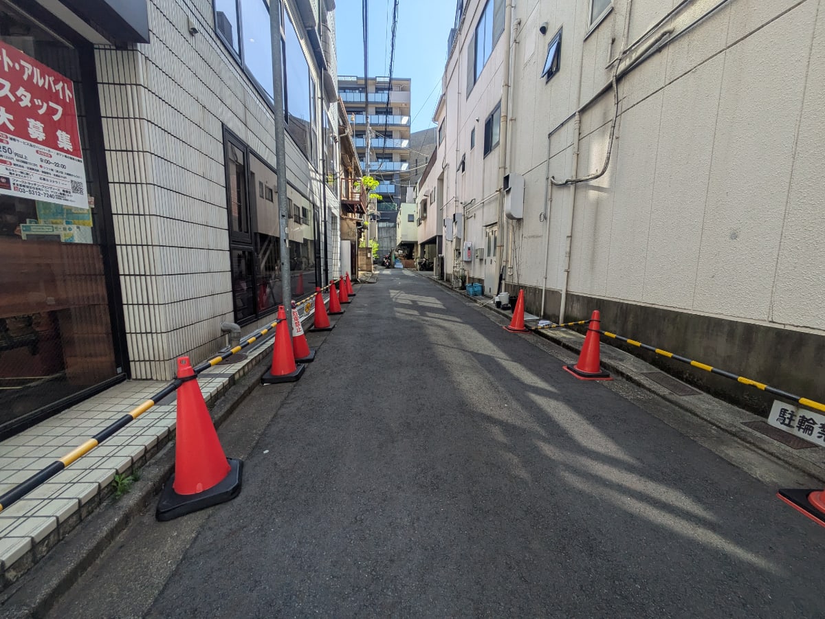 v20250912150807/fresh/building/J00100368320_12