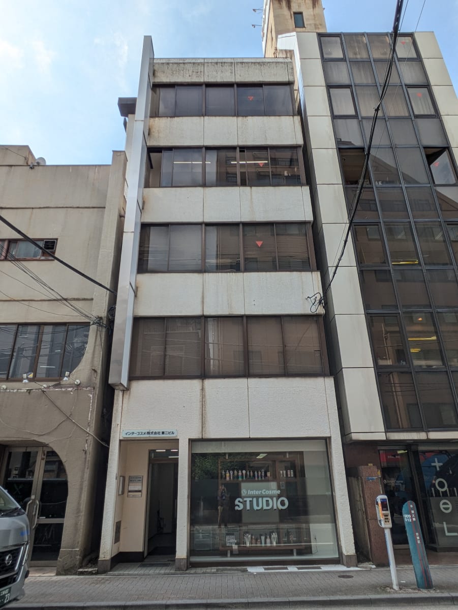 v20250912150807/fresh/building/J00100379282_1